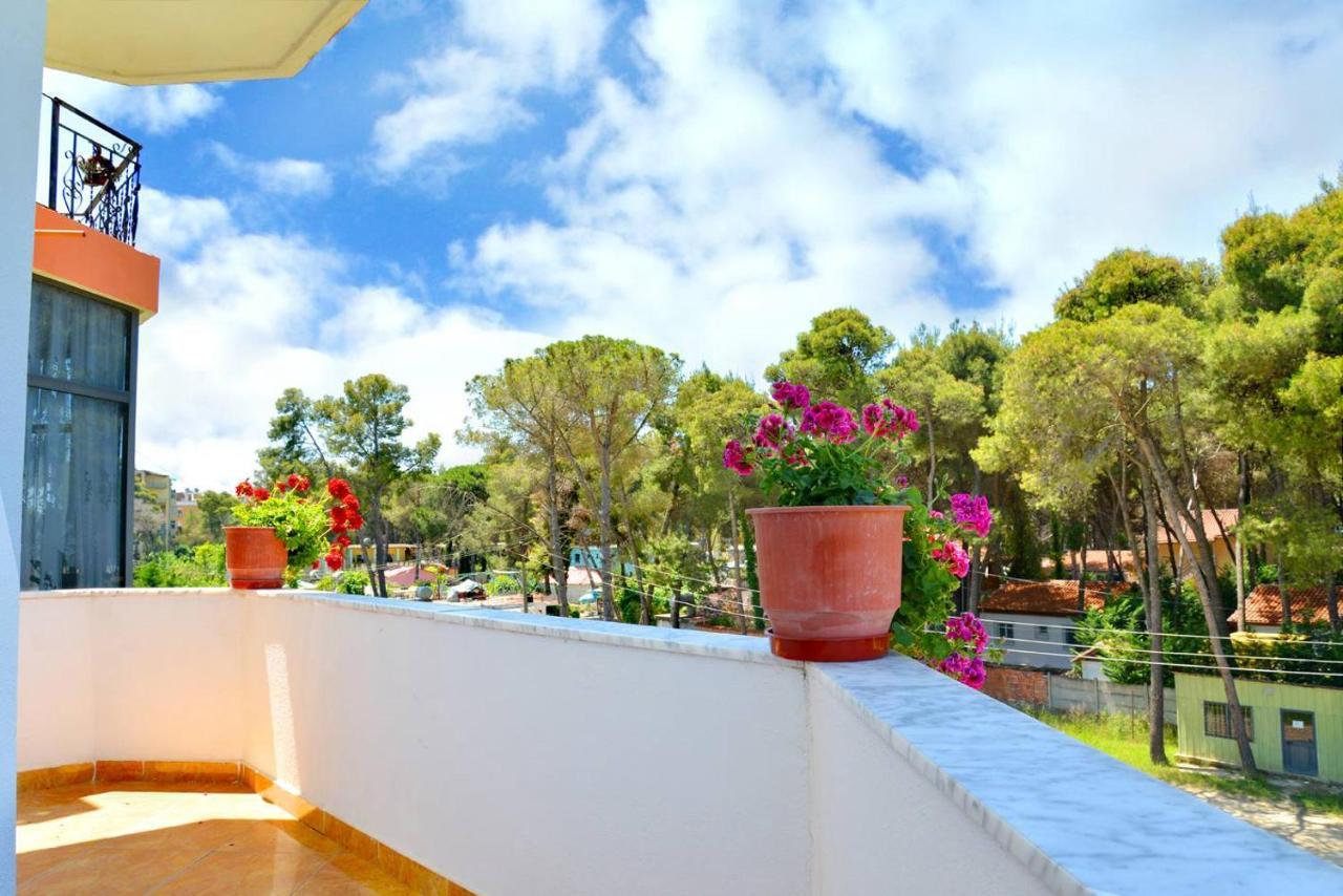 Vila Flamuri Golem  Exterior foto